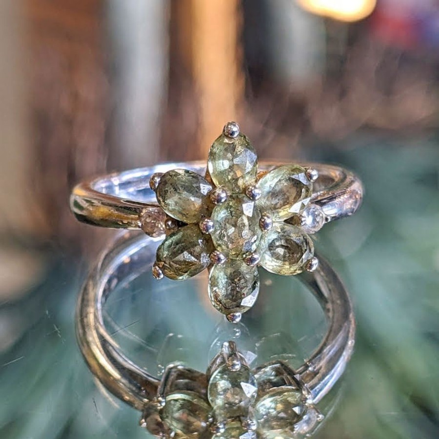 Fashion & Accessories Fat Fingers | Peridot Flower Ring