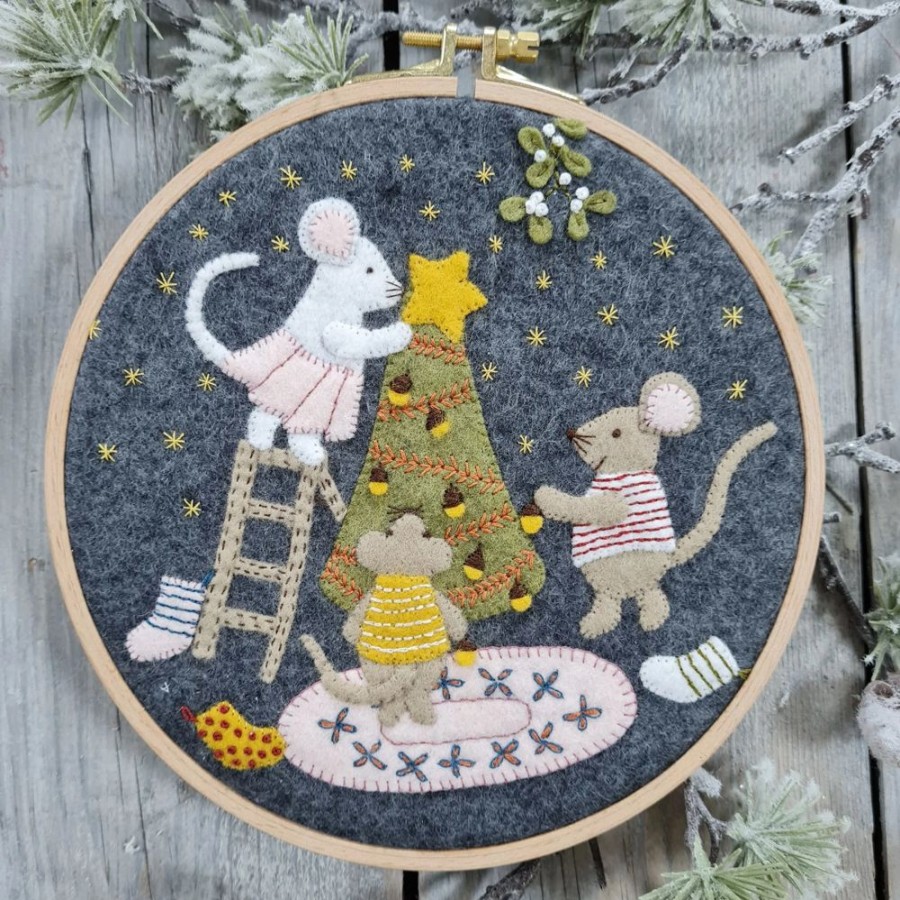 Christmas Hive | Christmas With The Mouse Family' Embroidery Kit