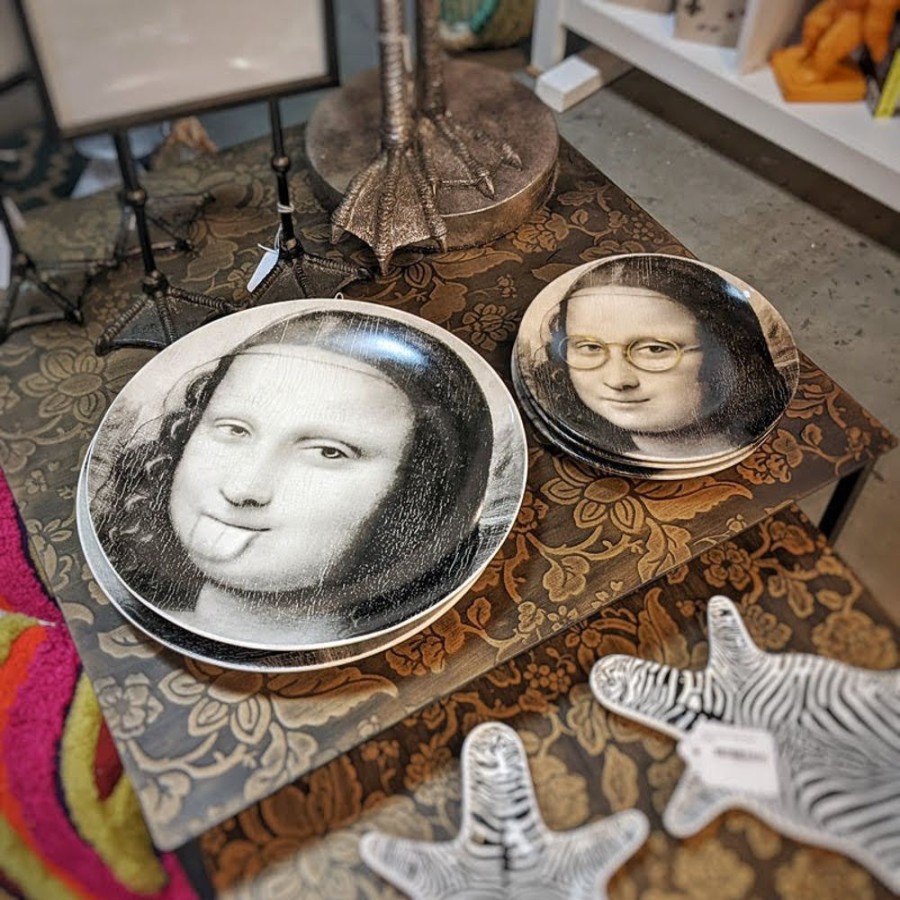 Home Decor Hurst House Trading | Mona Lisa Face Plates 10" - Tongue