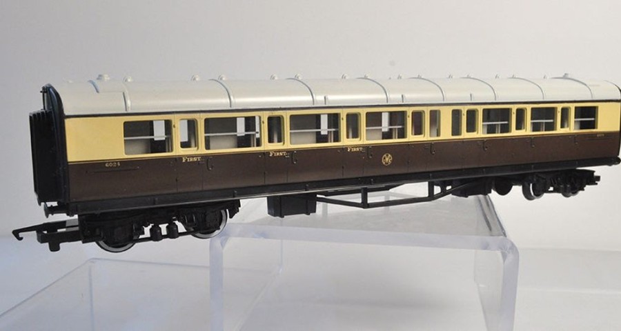 Antiques & Vintage Droids | Hornby Oo Gauge Model Railway - R 456 Gwr Composite Coach