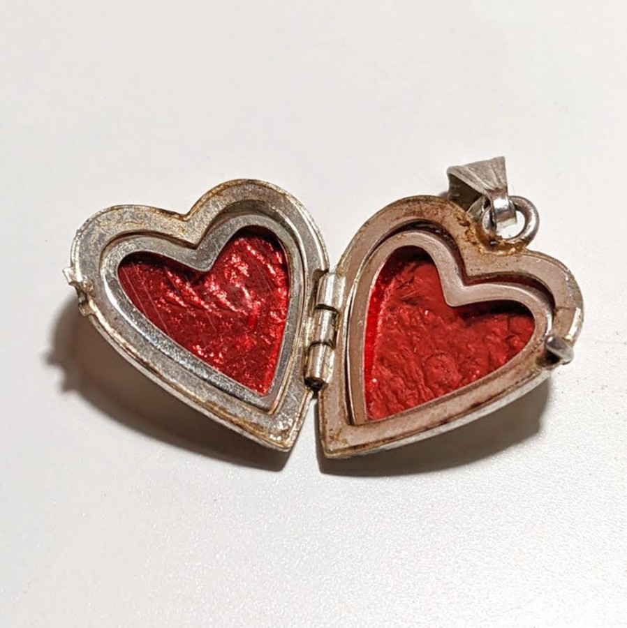 Fashion & Accessories Fat Fingers | Heart Locket Pendant