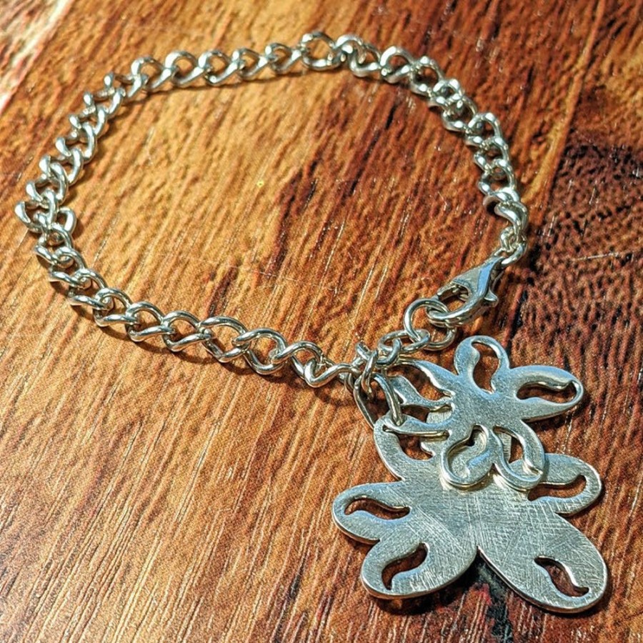 Fashion & Accessories Fat Fingers | Silver Flower Charm Bracelet