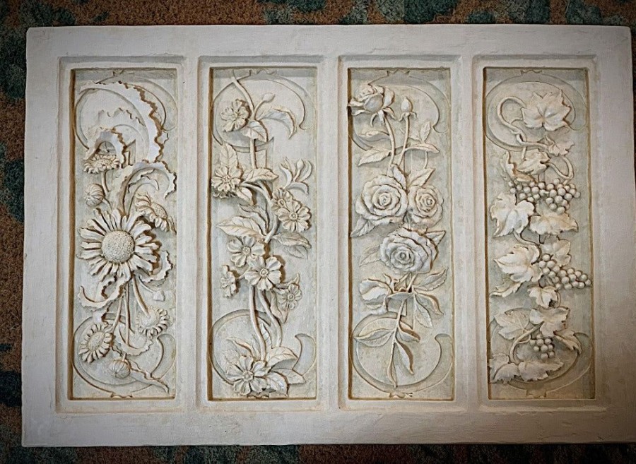 Garden Blooming Botanicals | 4 Seasons Plaque