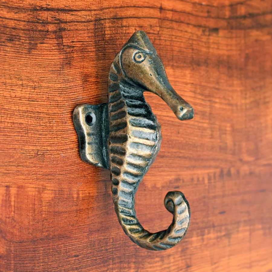 Home Decor Hooked! | Seahorse Hook