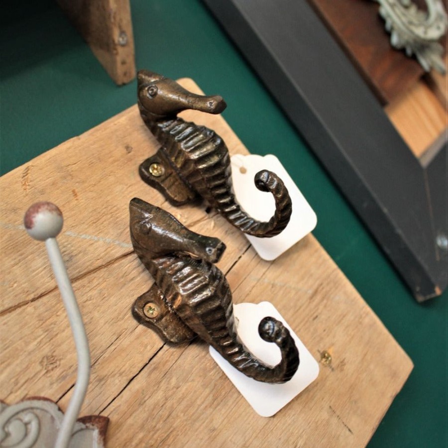 Home Decor Hooked! | Seahorse Hook