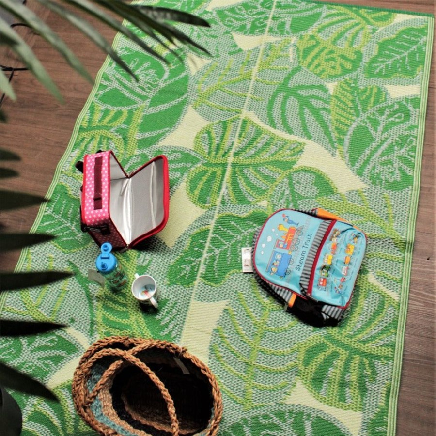 Outdoor Living Blooming Botanicals | Green Palm Woven Rug